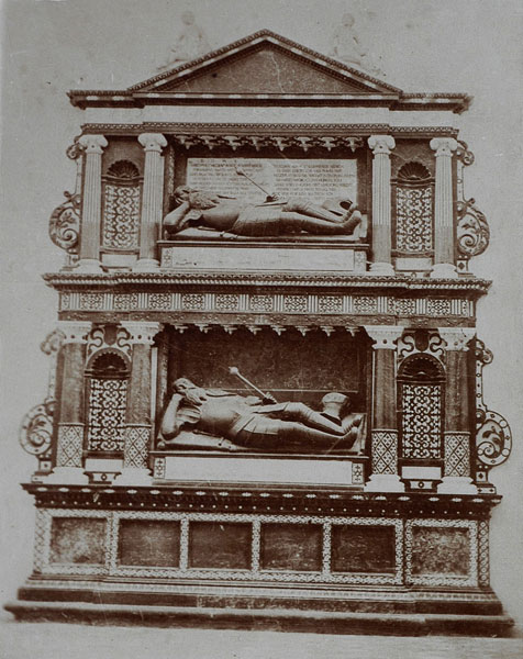 Надгробок Миколая та Єроніма Сенявських, 1906 р.
